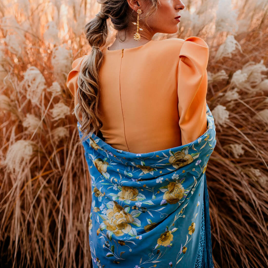 Mantón de Manila azul